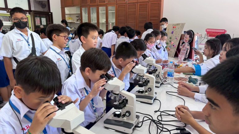 LINE_ALBUM_นิทรรศการวันวันวิทย์_250823_326